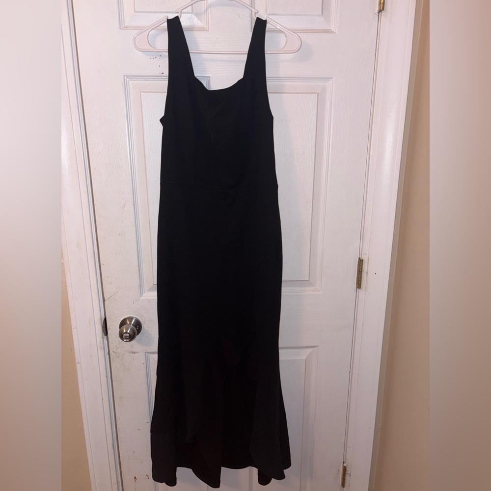 Chic Black Maxi Dress